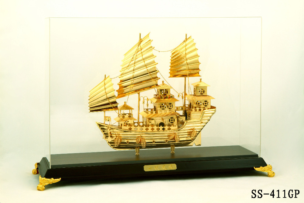 Mô hình thuyền buồm mạ vàng SS-411GP