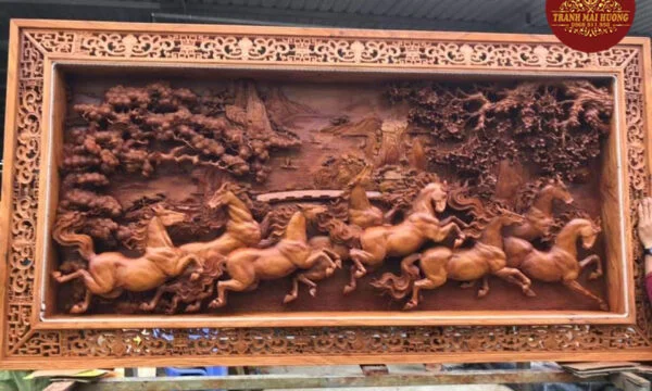 Tranh gỗ mã đáo thành công